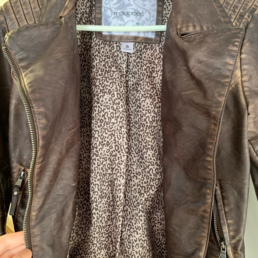 Leather Jacket - Picture 4 of 4